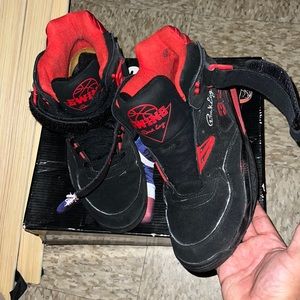 Patrick Ewings red/black